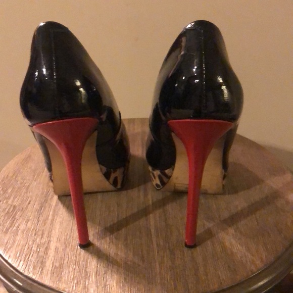 STEVE MADDEN - Black patent leather heels, red stiletto heel, leopard print - Picture 4 of 5